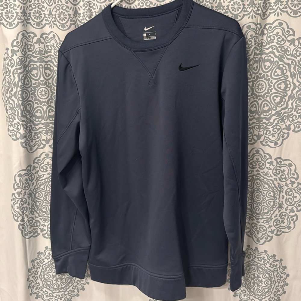 Men’s Nike medium dry fit sweater